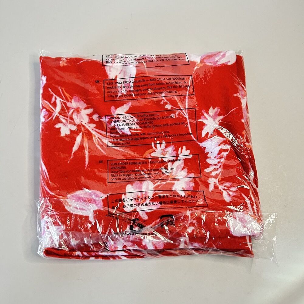 Isaac Mizrahi Live! Women’s red floral pebble knit wide-leg pant Size Medium NEW - Picture 2 of 8